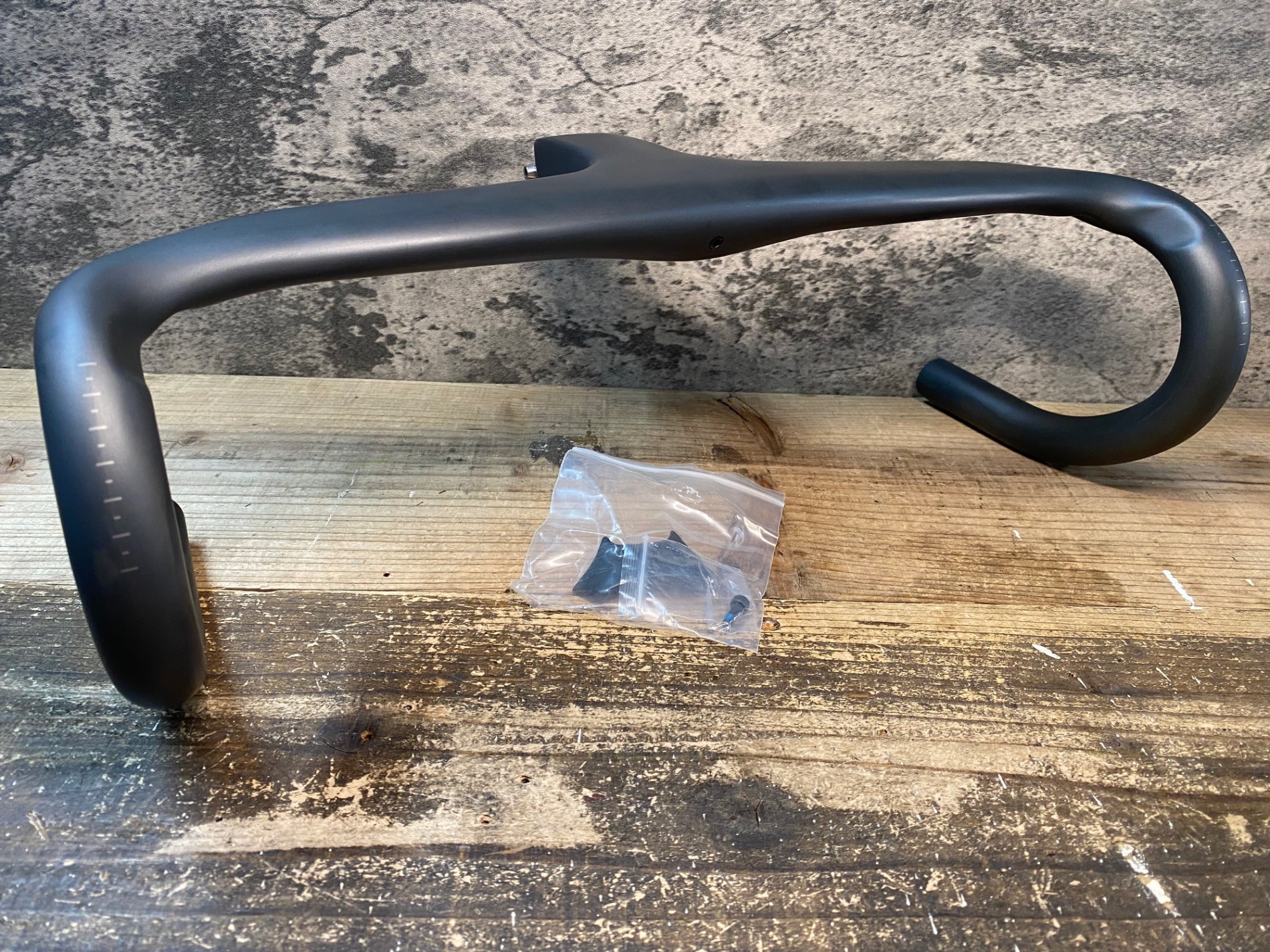 BBB (ビービービー)BHB-25 Fiberround carbon ファイバー