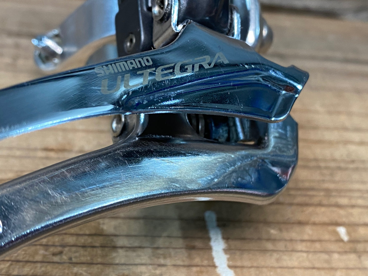 IR499 シマノ SHIMANO アルテグラ ULTEGRA FD-6700 フロントディレイラー 2S 直付 SM-AD11 FDバンド Φ31.8