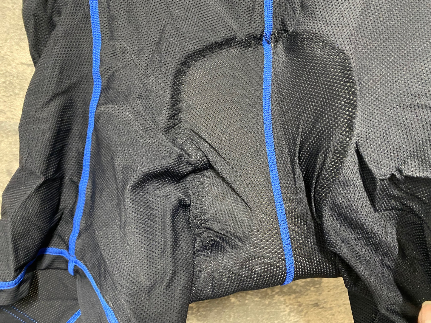 IV914 カペルミュール KAPELMUUR パッド付 インナーパンツ 黒 XL メッシュ