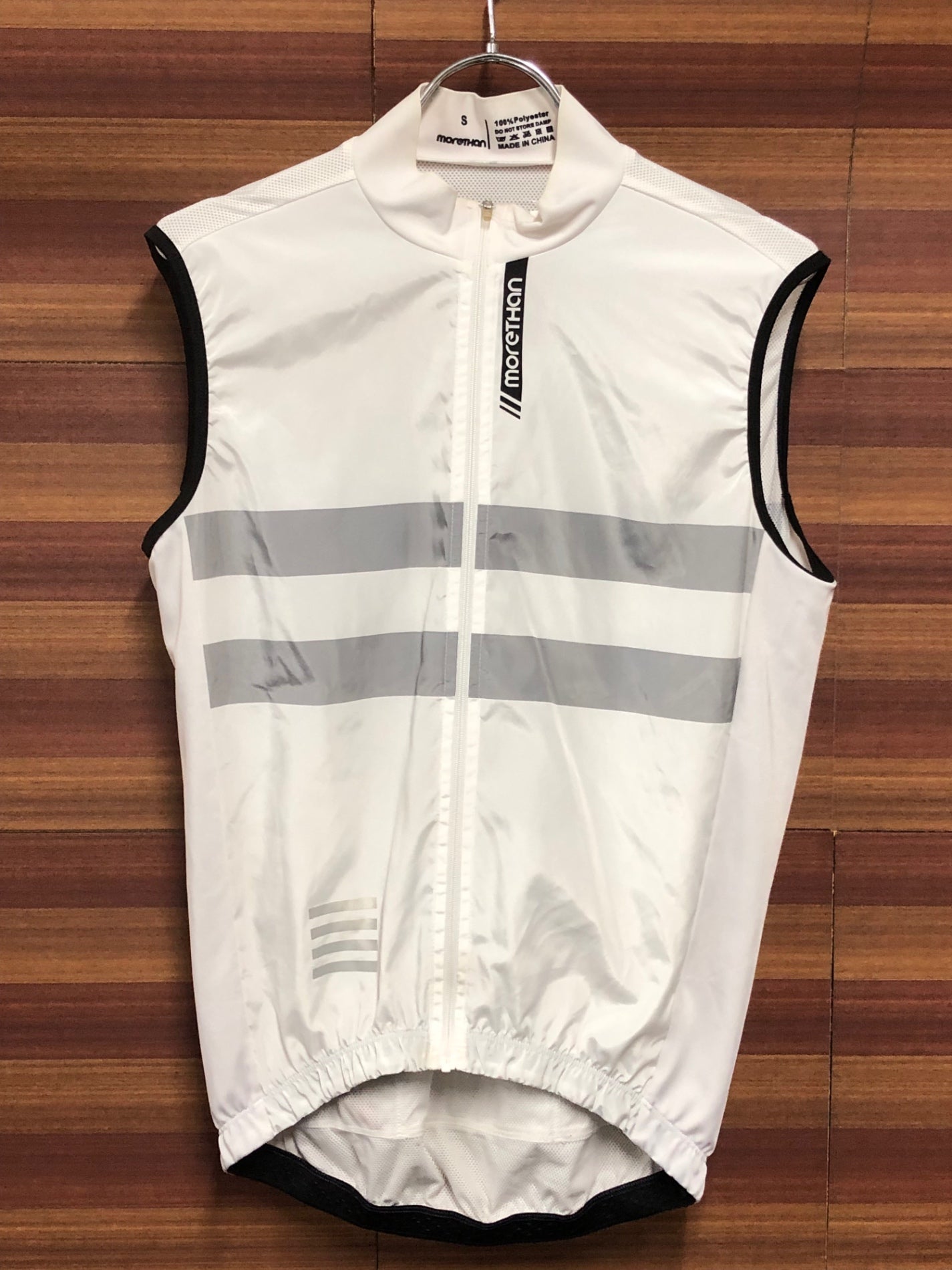 IT912 モーゼン morethan サイクルベスト ジレ 白 S