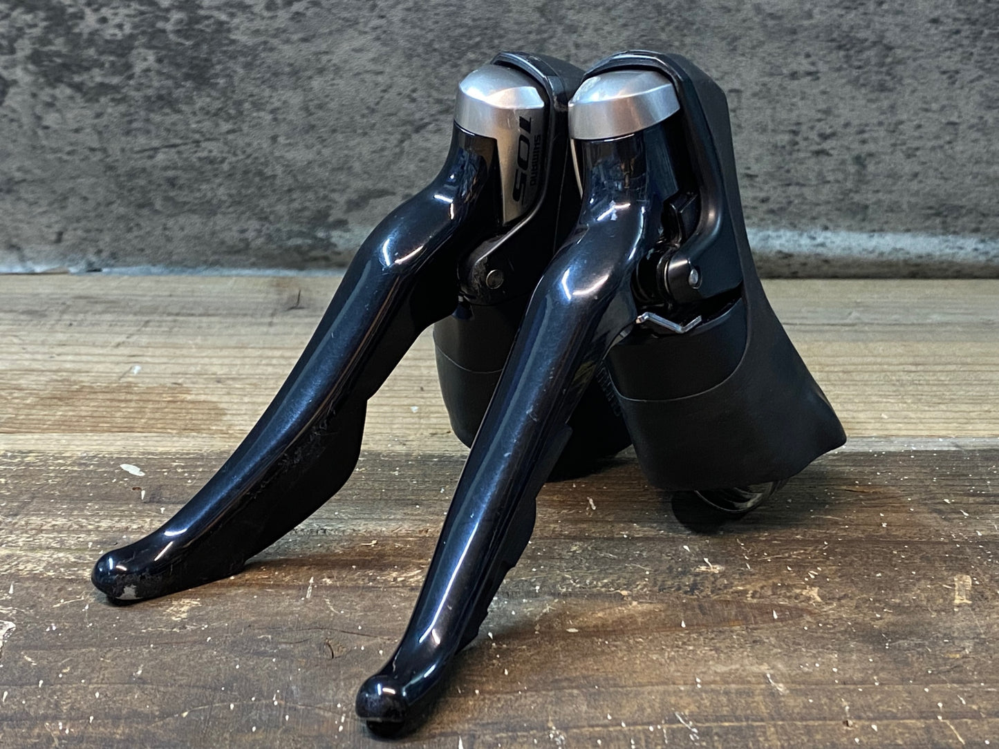 IU995 シマノ SHIMANO 105 ST-5800 STIレバー 2x11S ガリ傷大