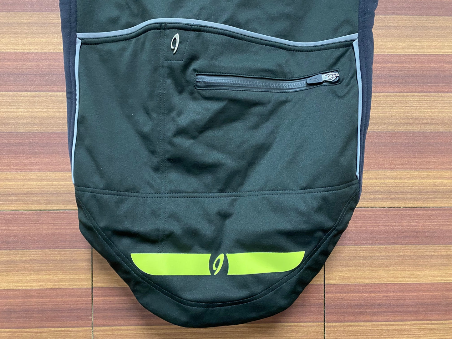 IL323 イザドア Isadore ジレ サイクルベスト 黒 グレー XXS 裏起毛