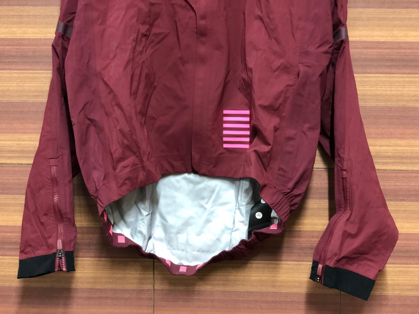 IJ594 ラファ Rapha PRO TEAM RACE CAPE 長袖 サイクルジャケット バーガンディ M