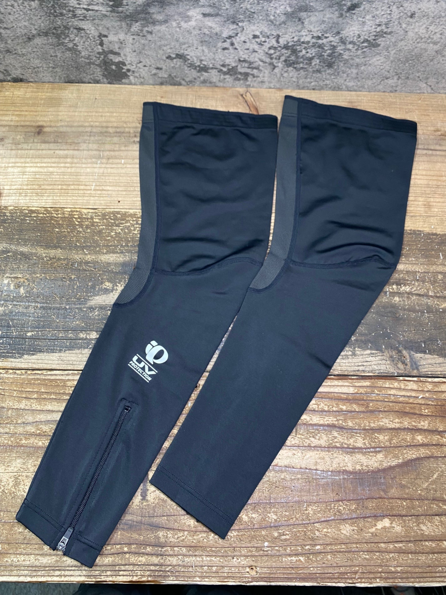 IZ549 パールイズミ PEARL iZUMi レッグカバー 黒 S レディース