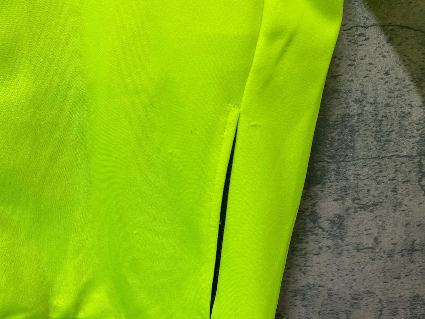 IW492 ナリフリ narifuri NF1103 長袖 フーディ フルジップ パーカー 黄 S ※スレ