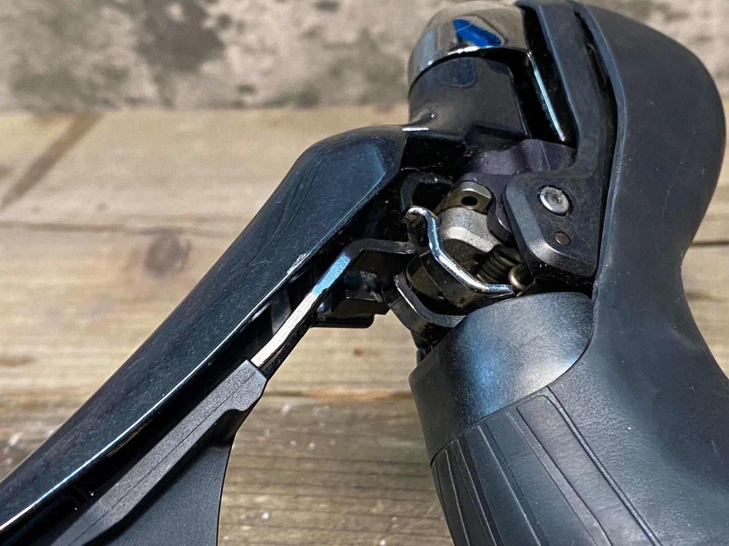 IP891 シマノ SHIMANO アルテグラ ULTEGRA ST-R8020 STIレバー 左右セット ガリ傷 ※左レバー固定付近クラックありの為ジャンク