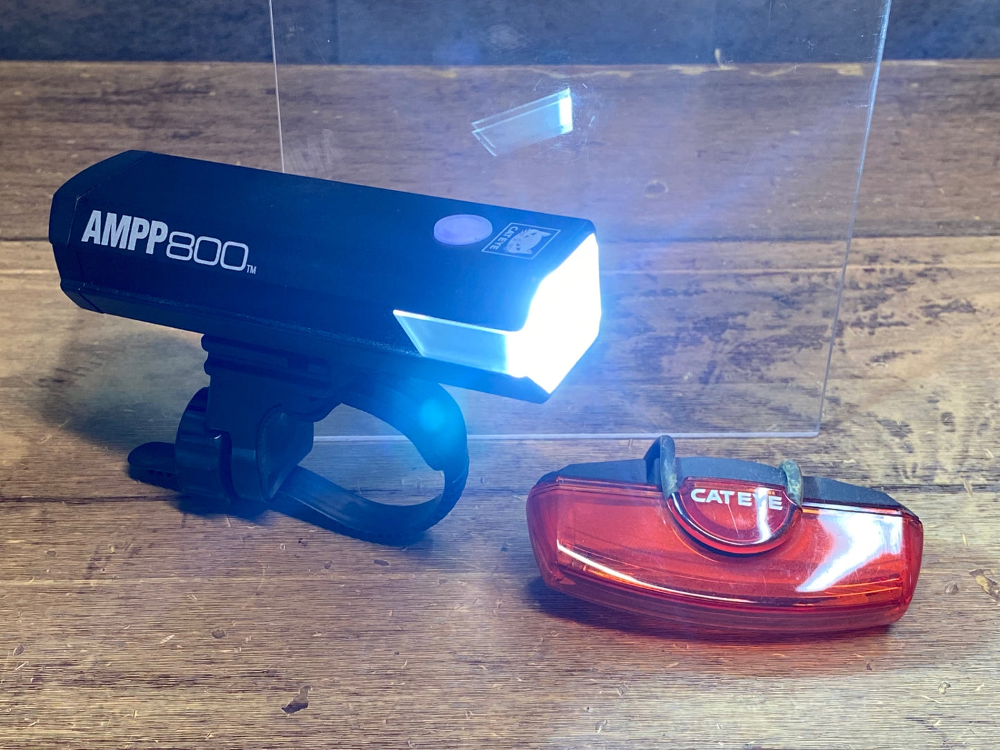 IX998 キャットアイ CAT EYE アンプ AMPP800 TL-LD700 前後 ライト マウント 充電コード 付属 点灯確認済