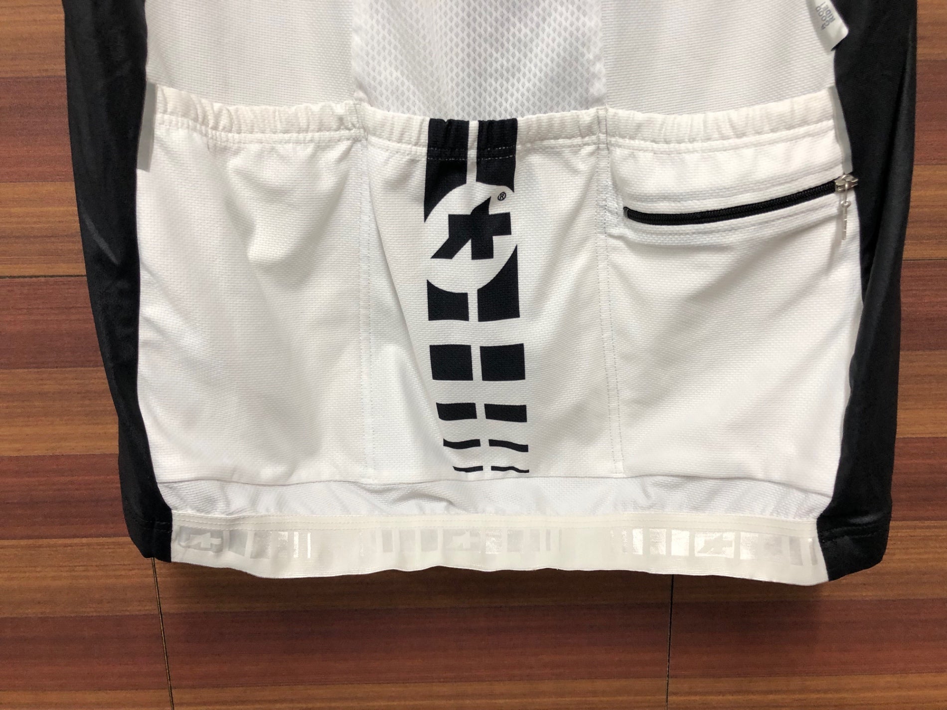 IH774 アソス assos ミレ SS.MILLE 半袖 サイクルジャージ 白 黒