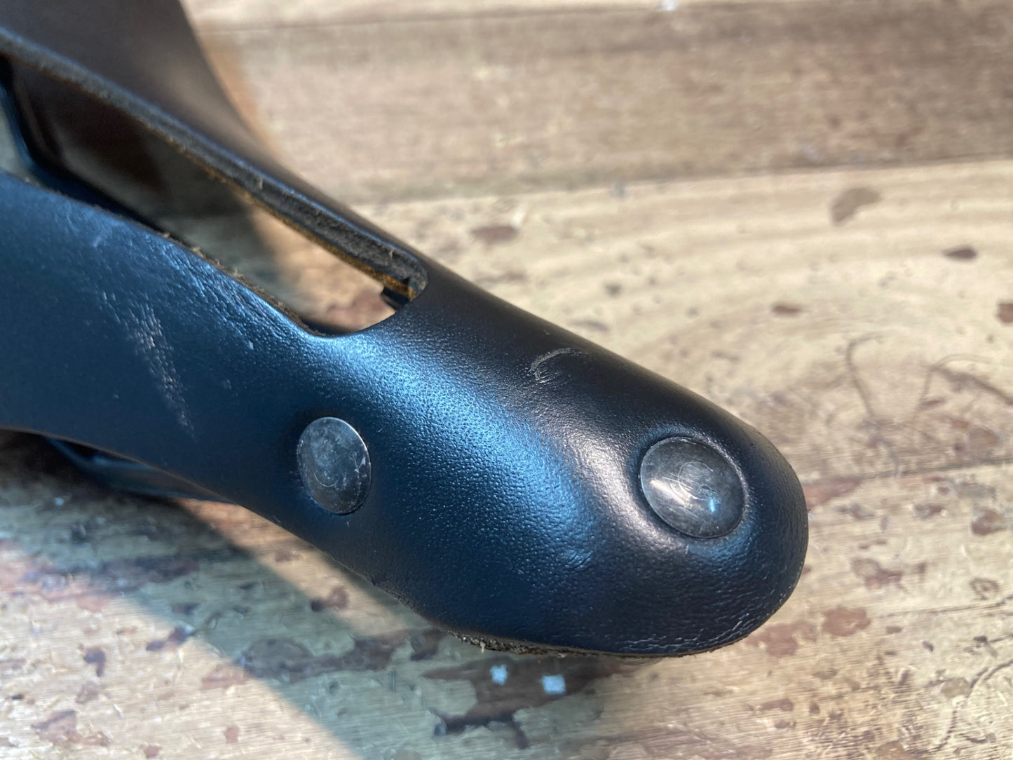 IK752 セラアナトミカ SELLE ANATOMICA 皮 サドル 黒