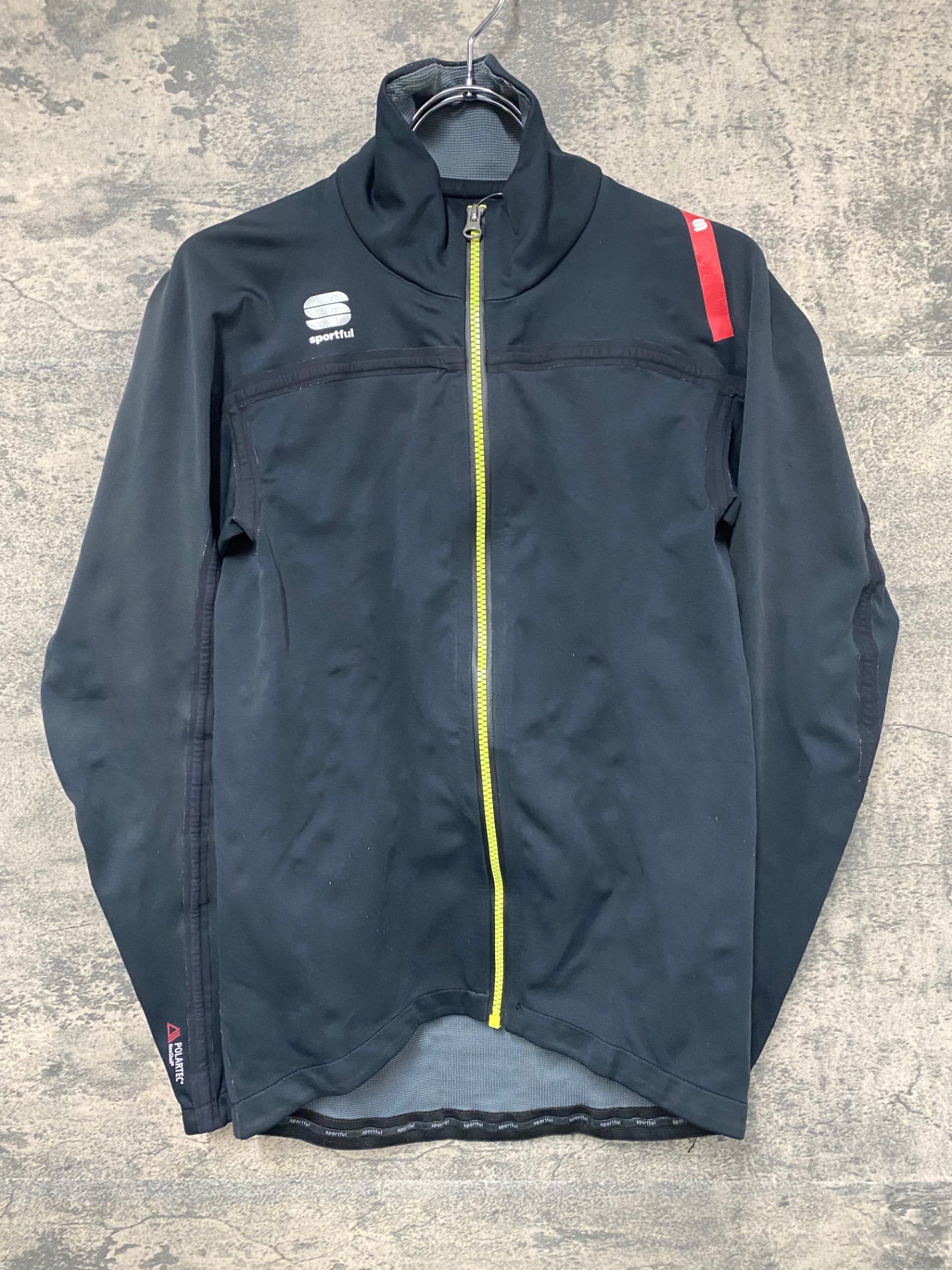 IZ550 スポーツフル sportful 長袖 サイクルジャージ 黒 S POLARTEC Neoshell ロゴヒビ
