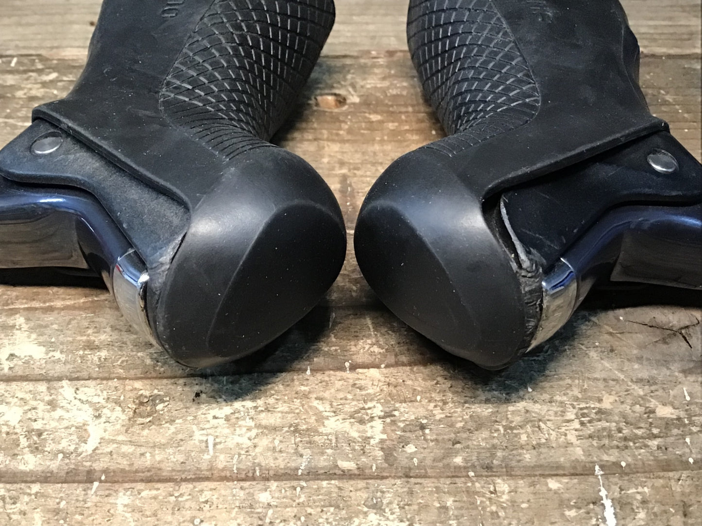 IQ644 シマノ SHIMANO アルテグラ ULTEGRA ST-6770 電動 Di2 STIレバー 2x10S ※フード劣化