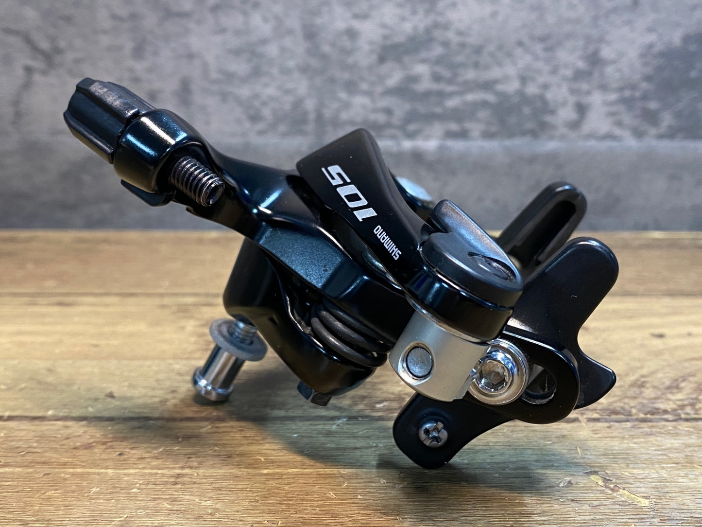 IY999 シマノ SHIMANO 105 BR-R7000 キャリパーブレーキ リアのみ