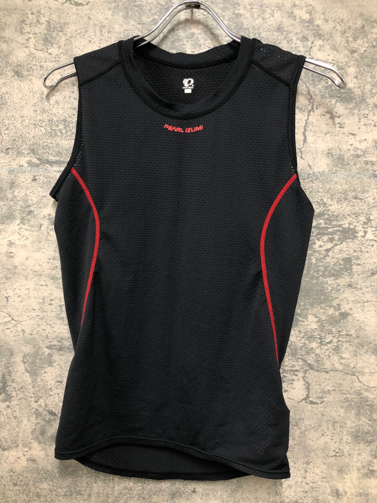 IZ926 パールイズミ PEARL iZUMi ノースリーブ べースレイヤー 黒 L