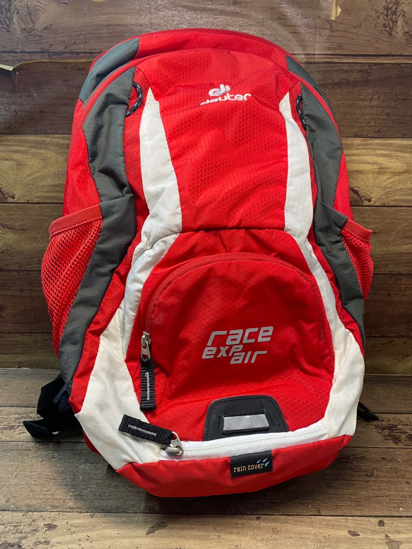 IE218 ドイター deuter レース RACE EXP AIR 14+3 バックパック リュック 赤