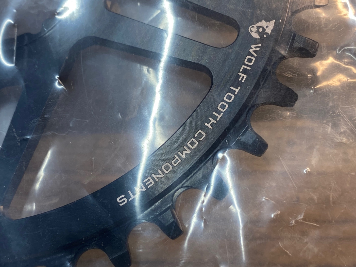 IR806 ウルフトゥース WOLF-TOOTH チェーンリング CDL-CX 40T