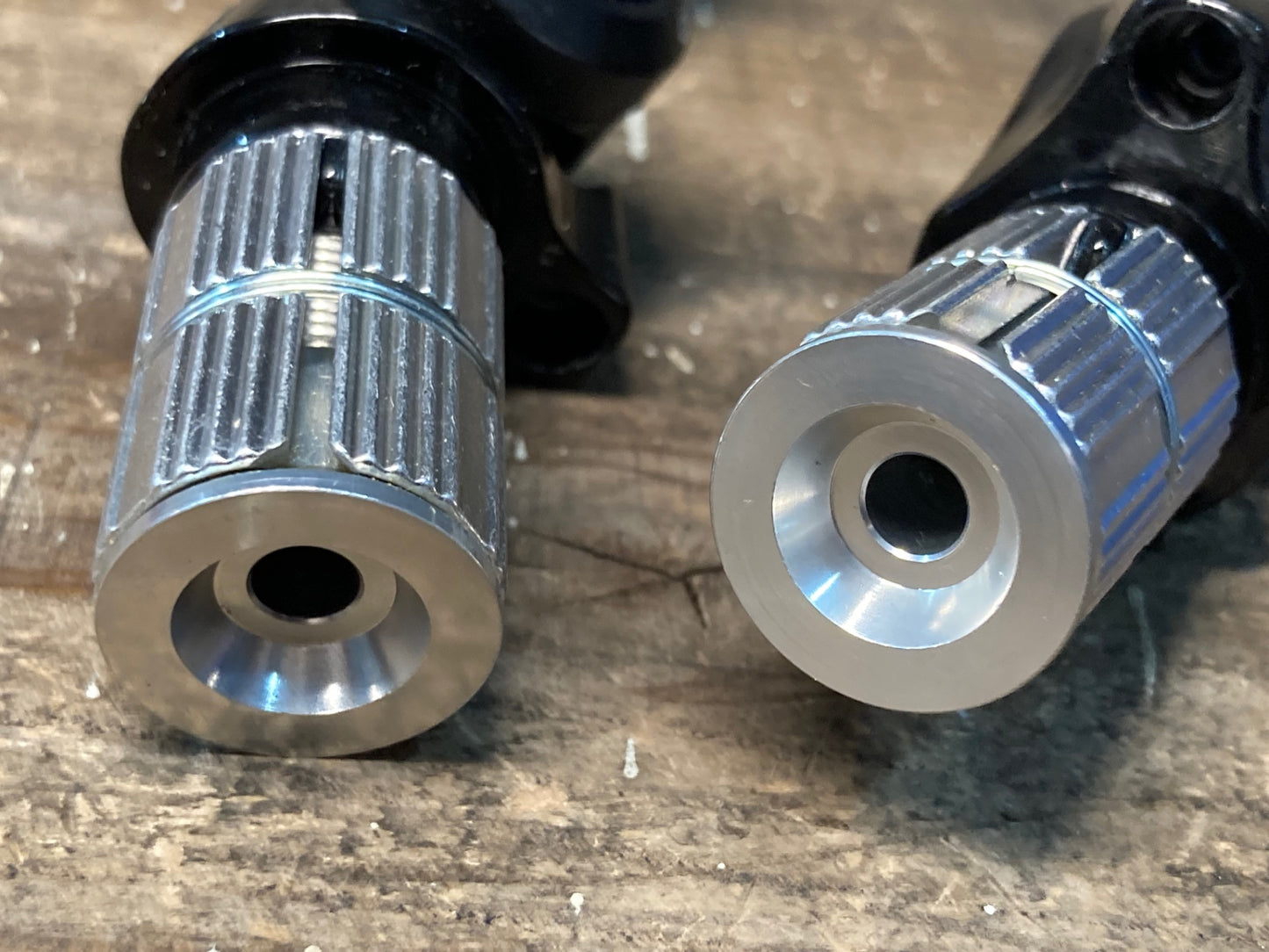 IS451 マイクロシフト microSHIFT バーエンド カーボン シフター セット 2/3x11s