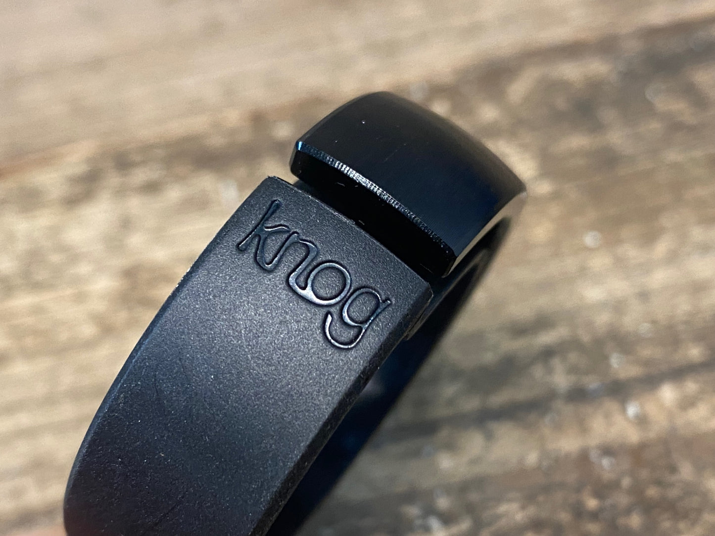 IJ236 ノグ knog Oi ベル 黒 Φ31.8