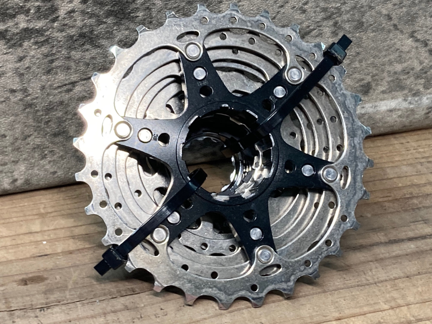 IP284 シマノ SHIMANO 105 CS-5800 スプロケット 11-28T 11S ※マーカー痕