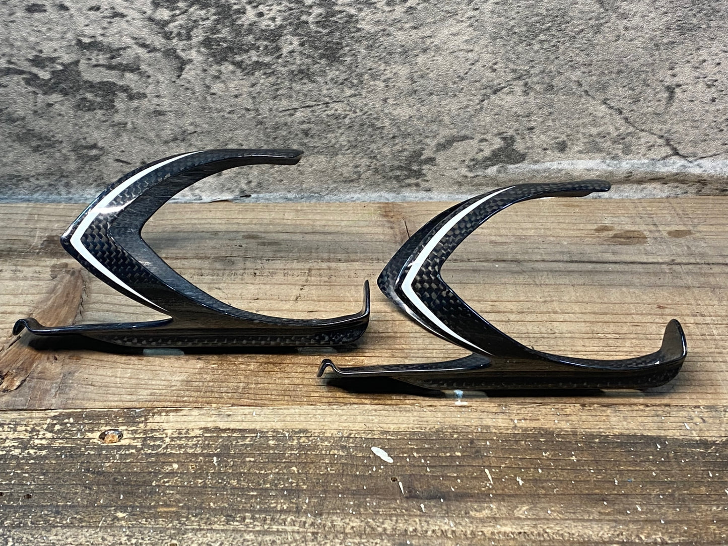 IQ329 エリート ELITE カーボン ボトルケージ ２個セット