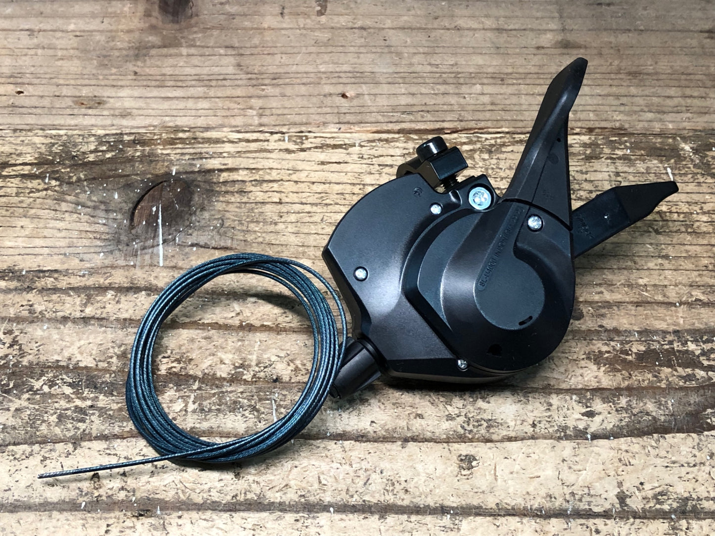 JA575 シマノ SHIMANO キューズ CUES SL-U4000 シフトレバー 9S Φ22.2