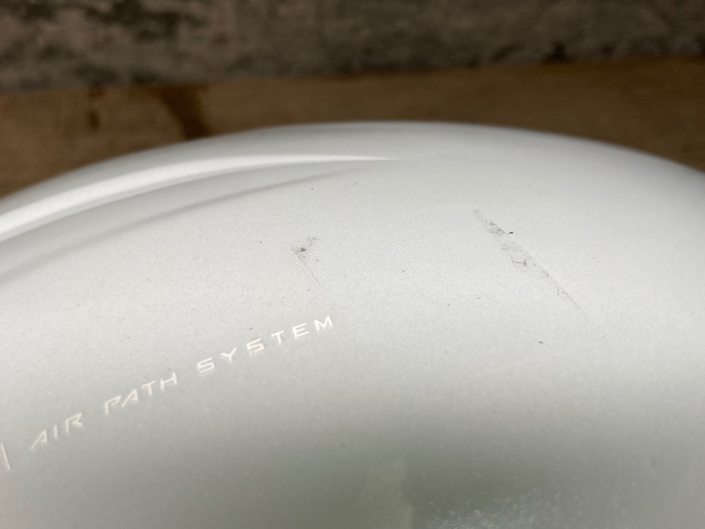 JA056 OGKカブト OGK KABUTO エアロ AERO-R2 サイクルヘルメット L/XL 白 2024/04購入