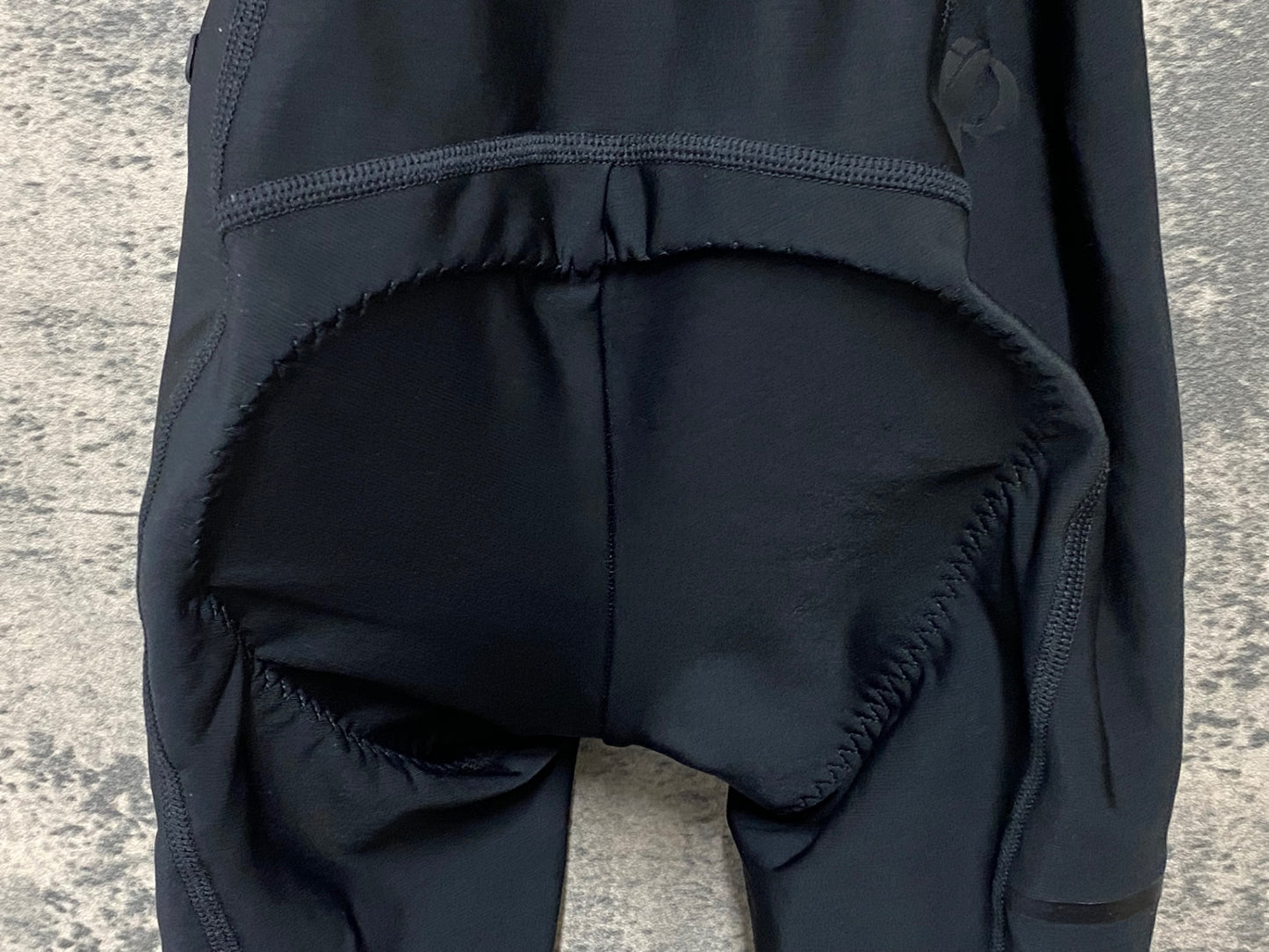 IZ207 パールイズミ PEARL iZUMi ビブショーツ 黒 M 3D NEO PLUS