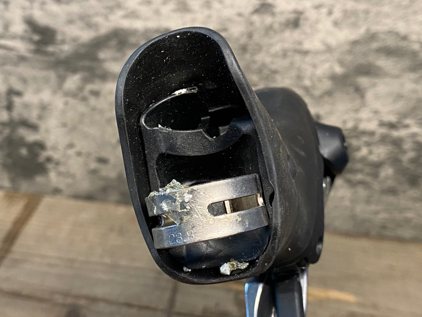 IN712 シマノ SHIMANO ST-5600 STIレバー 2x10S