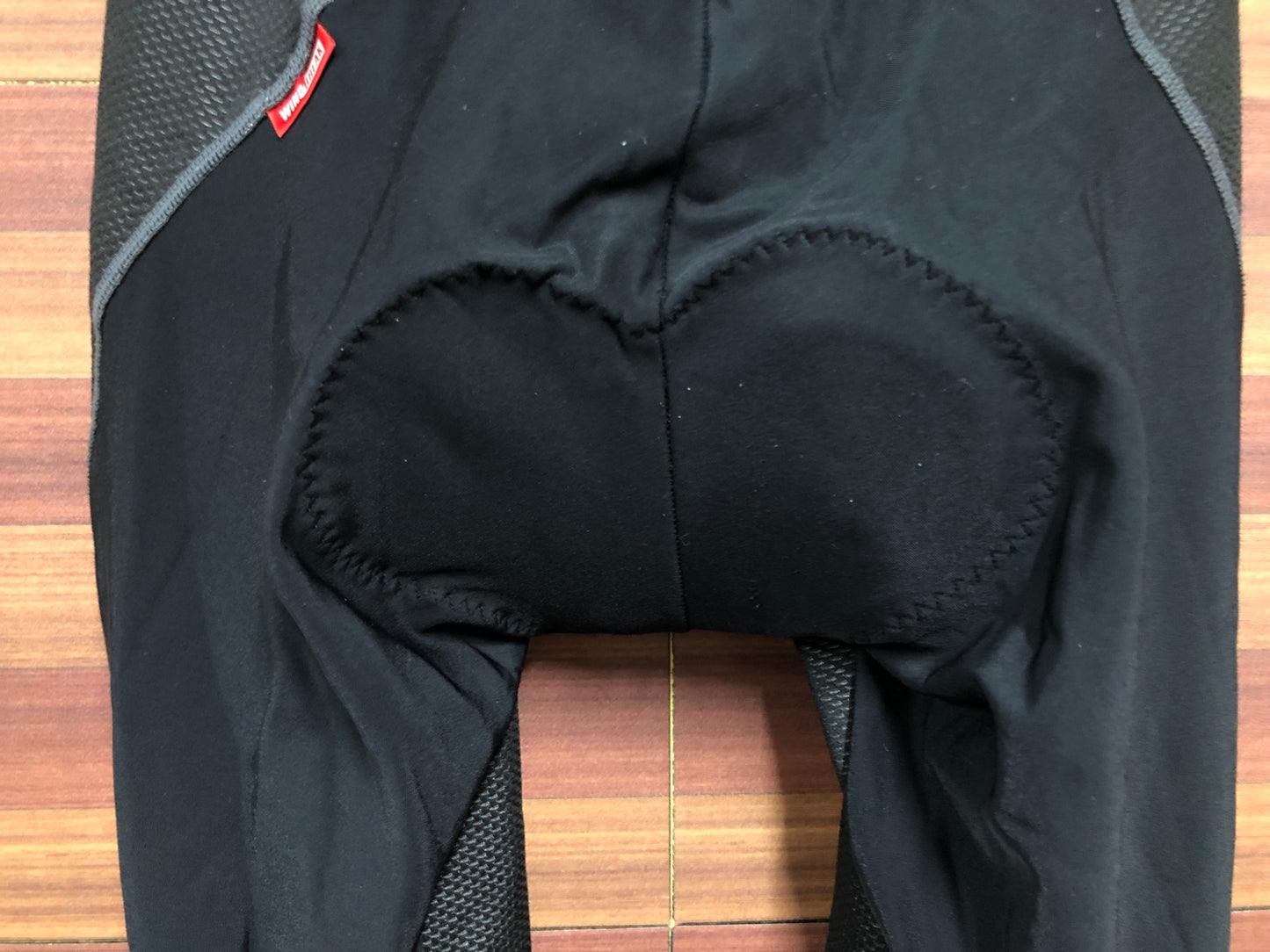 IQ948 パールイズミ PEARL iZUMi レーサータイツ 黒 M 防風 スレ WIND BREAK 3D NEO PLUS