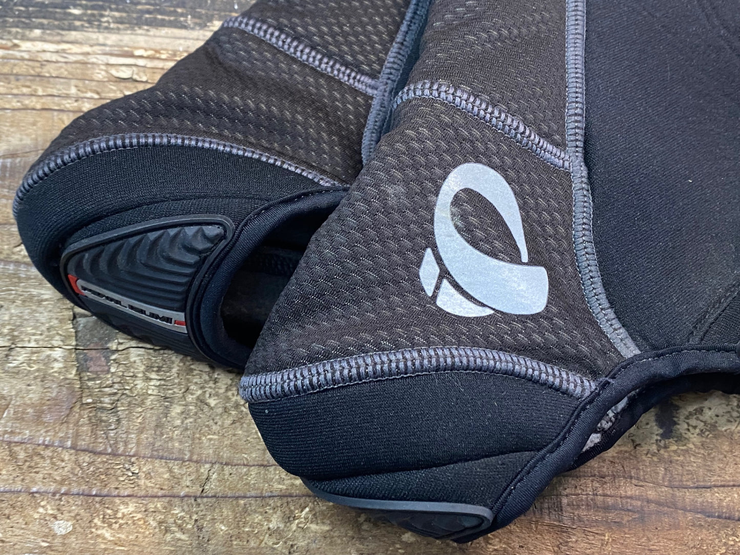 IZ477 パールイズミ PEARL iZUMi シューズカバー 黒 L 裏起毛