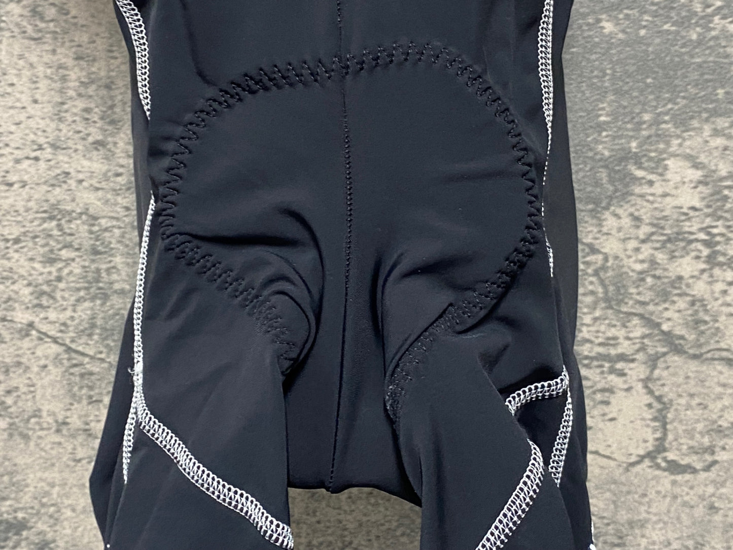 JB587 モルベロ MORVELO ビブショーツ 黒 S