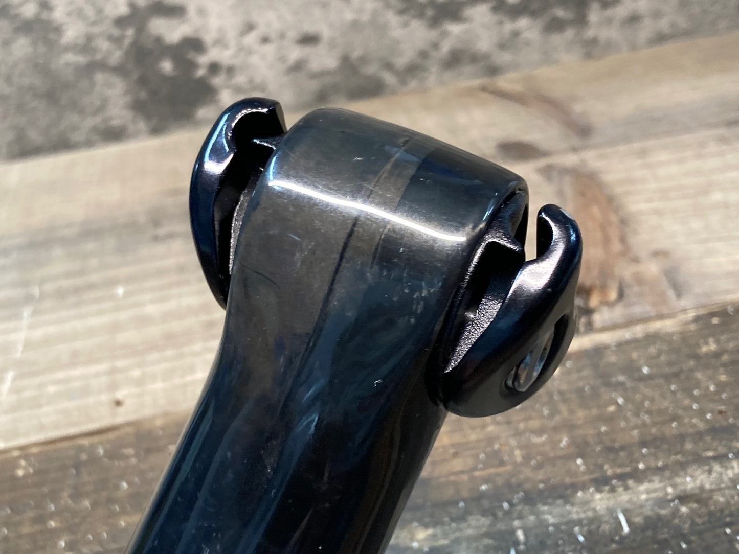 IO277 ボントレガー BONTRAGER カーボン シートマストキャップ 7mmラウンド 135㎜×5㎜ ※締め込みによる皺大