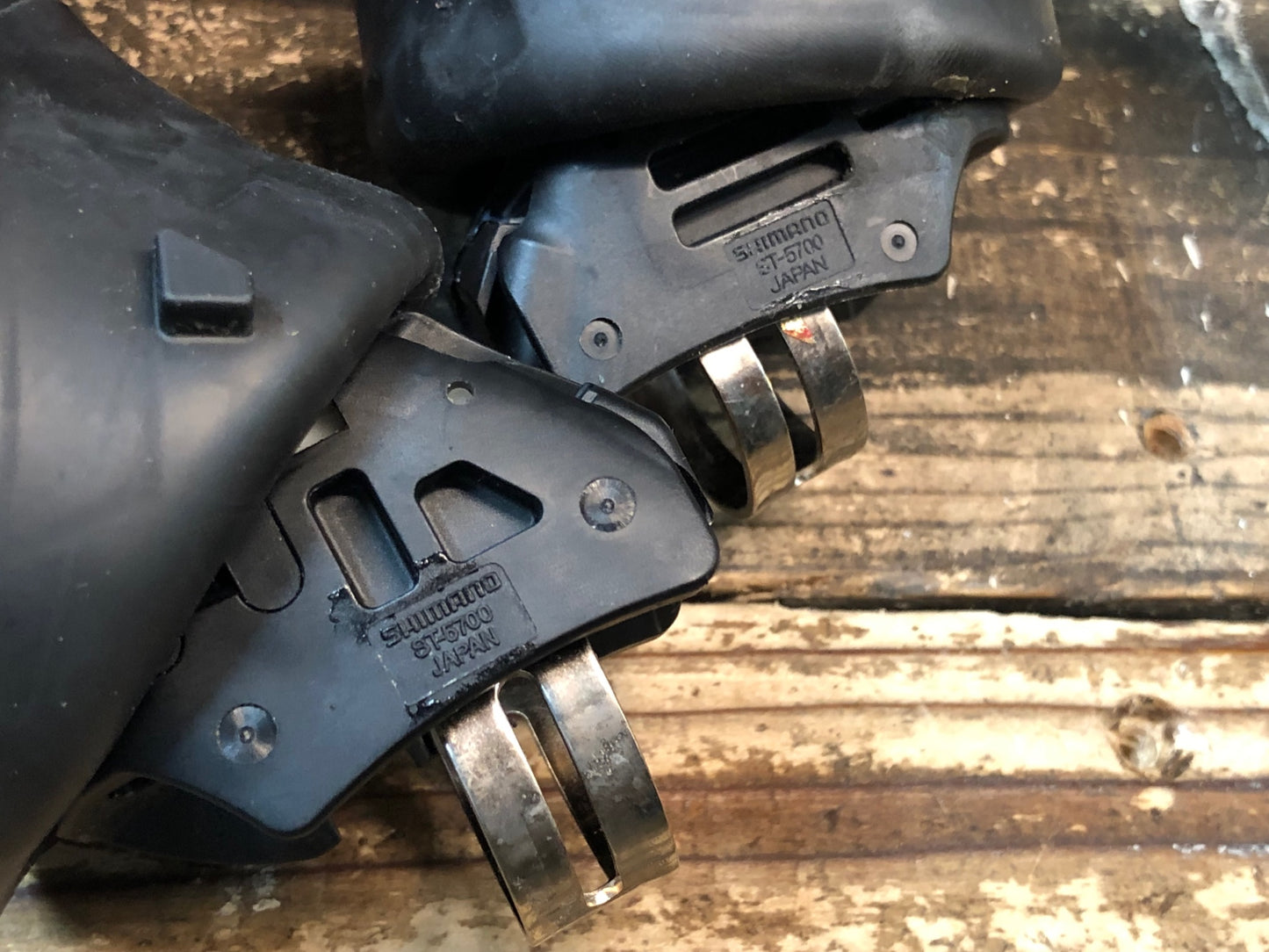 IX396 シマノ SHIMANO 105 ST-5700 STIレバー2x10S