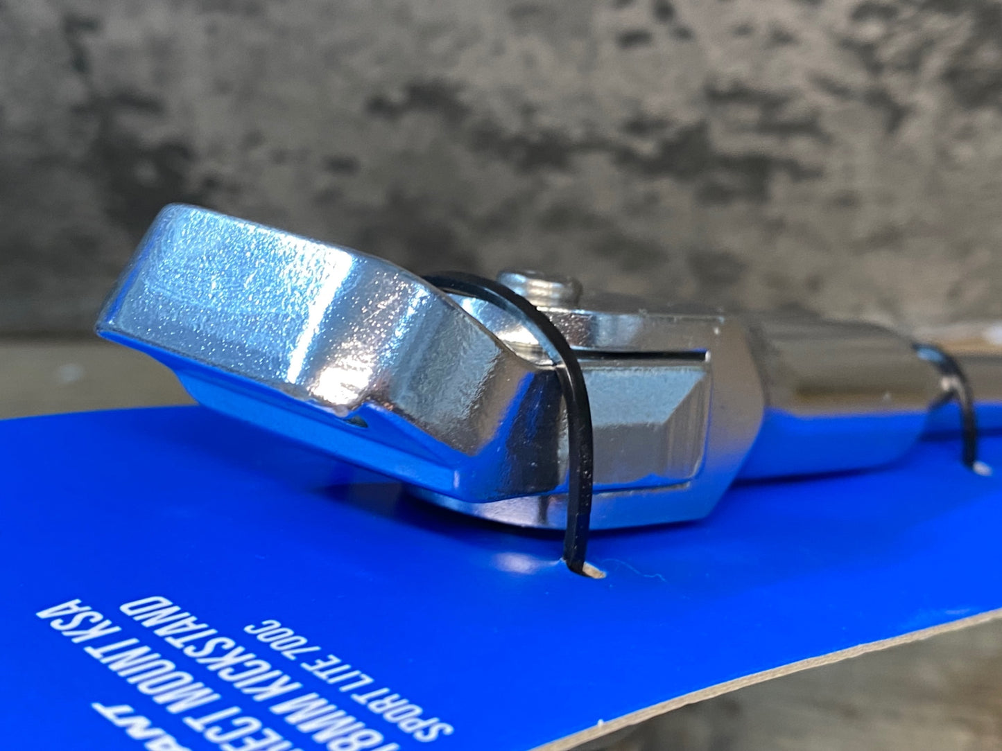 IV984 ジャイアント GIANT DIRECT MOUNT KSA 18mm KICK STAND SPORT LITE 700C キックスタンド