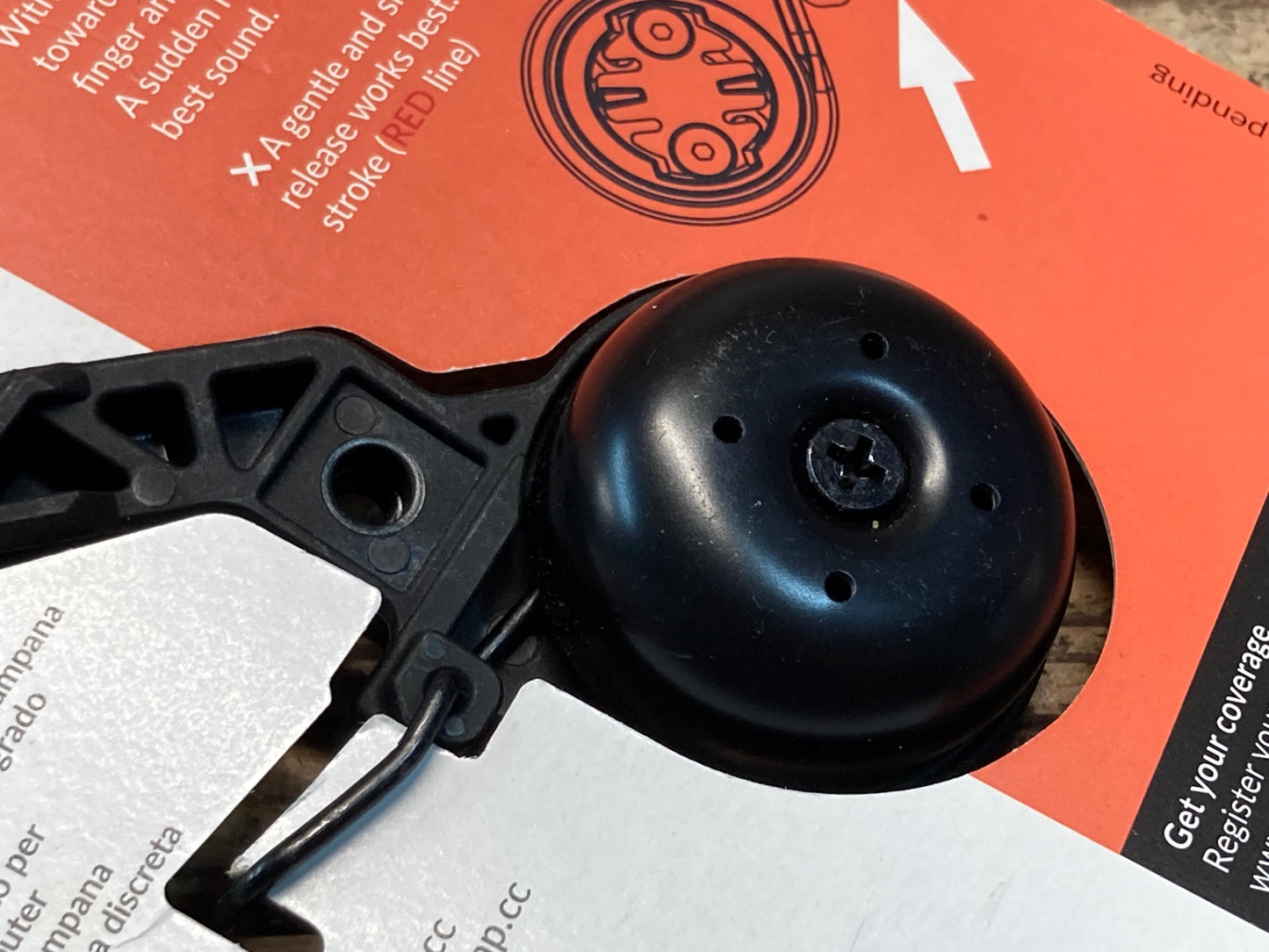 IM015 CLOSE THE GAP Hide My Bell サイクルコンピューターマウント オレンジ ガーミン用 Φ31.8