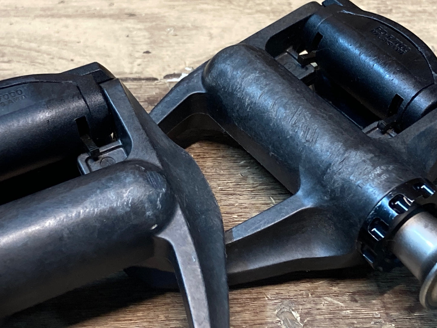 II706 シマノ SHIMANO 105 PD-R7000 ビンディングペダル SPD-SL