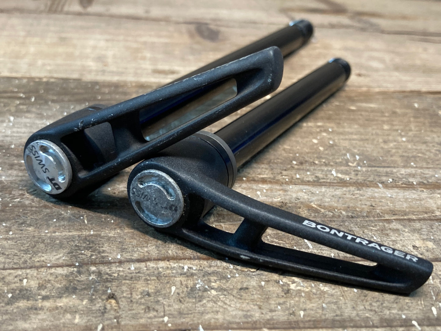 IO271 ボントレガー BONTRAGER DT SWISS スルーアクスル 122㎜ 166㎜ 前後セット