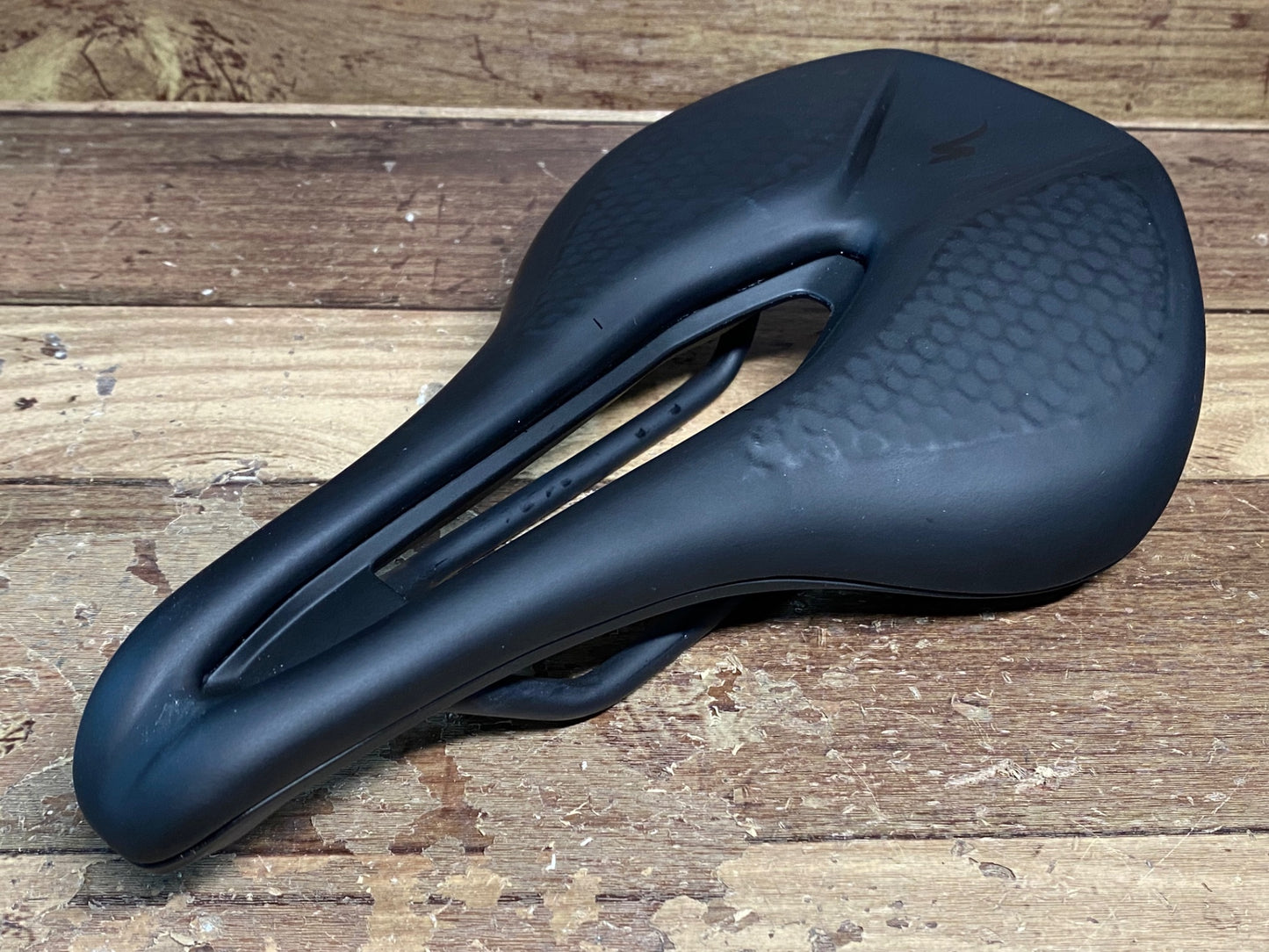 II917 スペシャライズド SPECIALIZED POWER EXPERT MIRROR サドル 黒 HOLLOW Ti レール 143mm