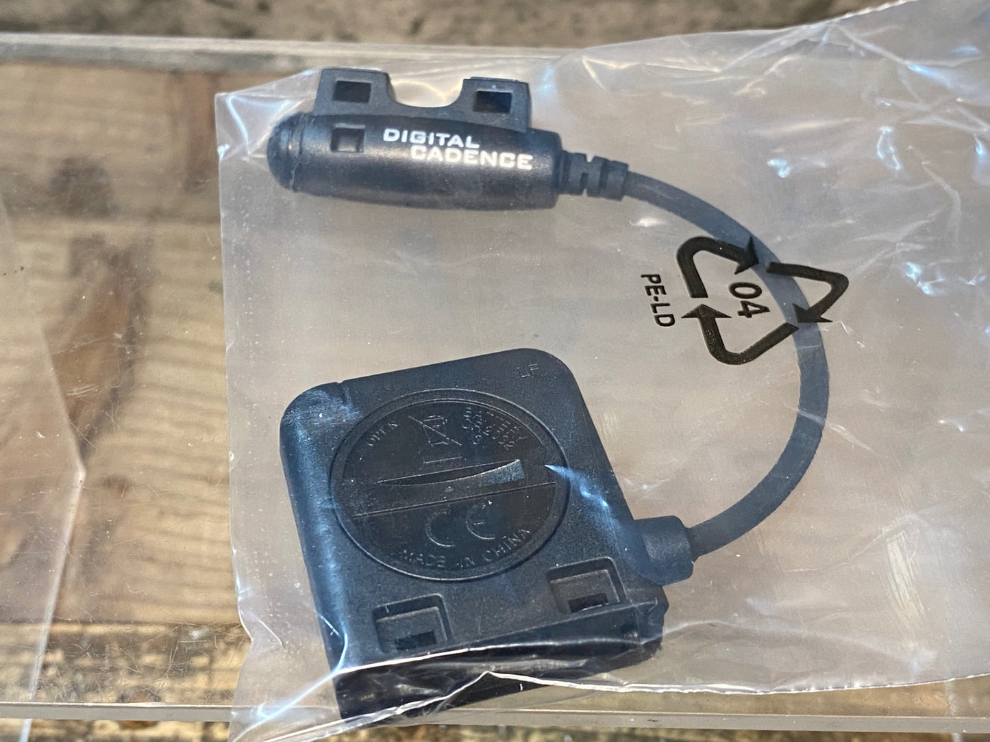 IV664 ジャイアント GIANT 2IN1 DIGITAL SENSOR スピード ケイデンス センサー ANT+ Bluetooth