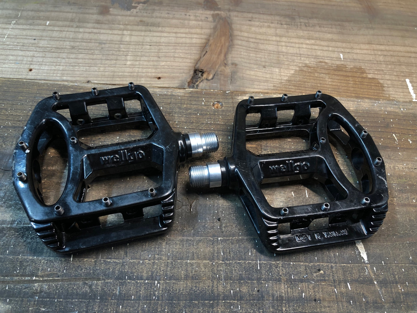 HB495 ウェルゴ wellgo MG-1 フラットペダル 黒