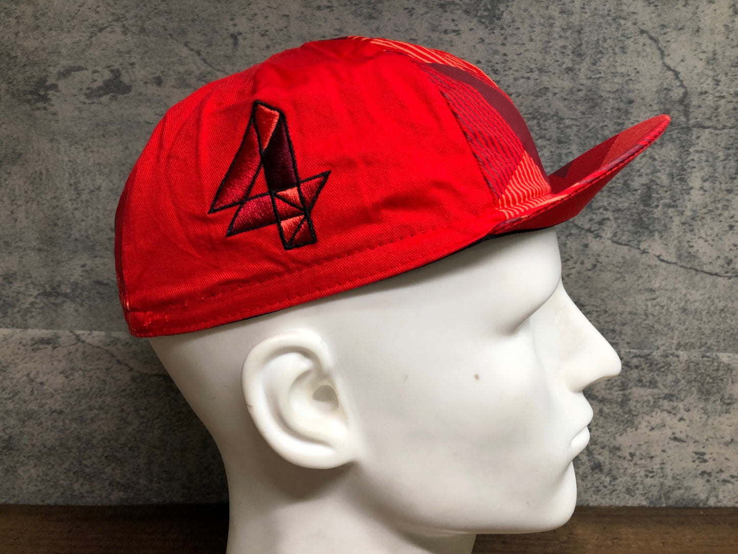 IT284 ラファ Rapha HIDDEN LEAVES CAP サイクルキャップ 赤 フリーサイズ RCC