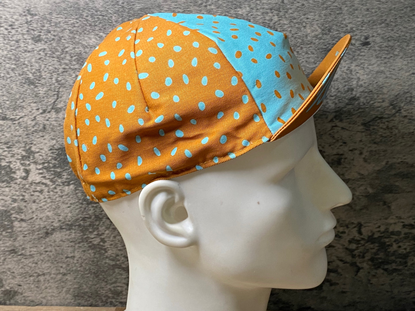 IU219 イザドア Isadore サイクルキャップ 茶 水色