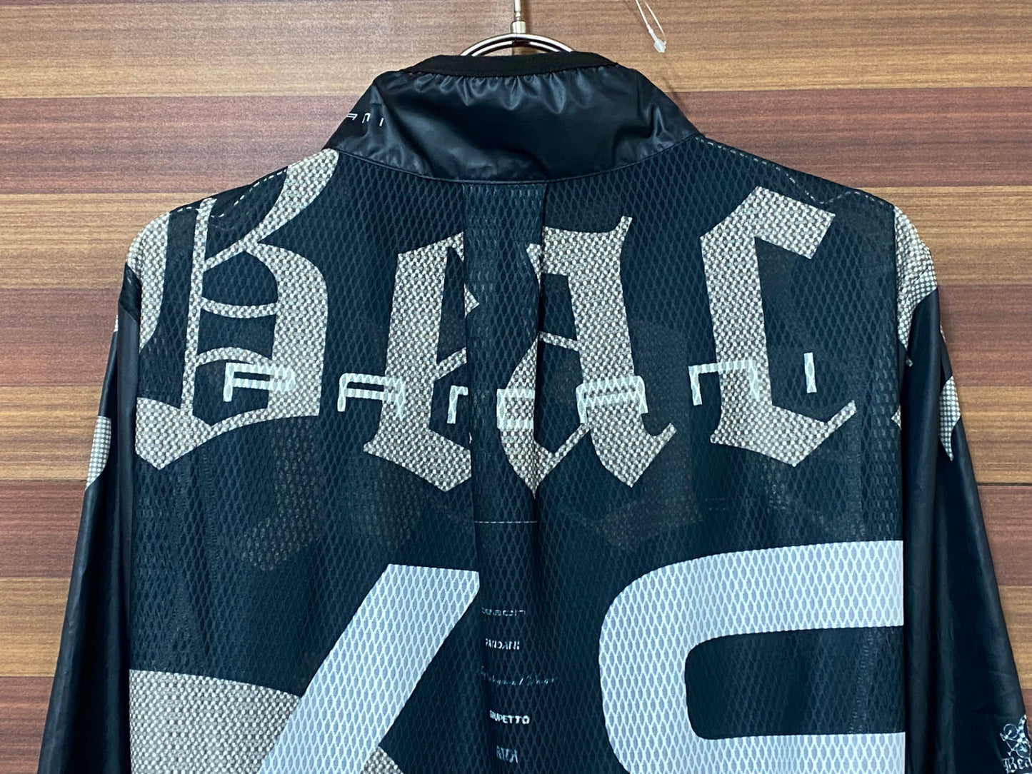 IQ224 パンダーニ PANDANI 長袖 ウィンドブレーカー 黒 M