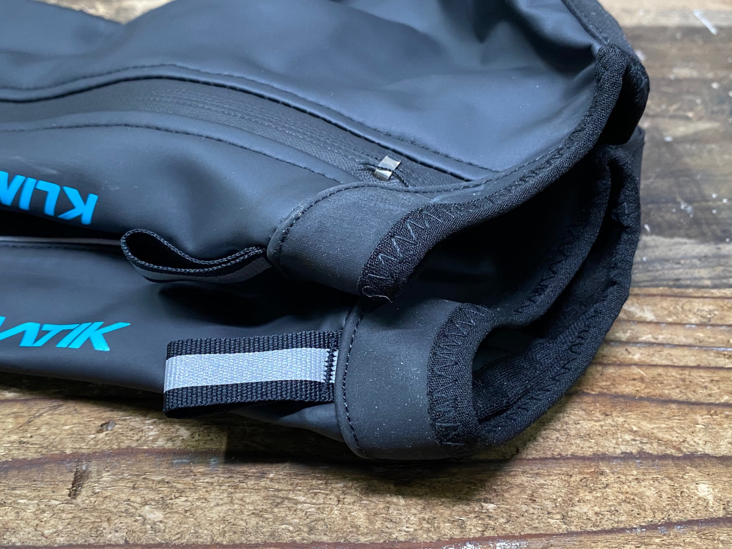 IT472 アレ ALE KLIMATIK シューズカバー 黒 M 裏起毛