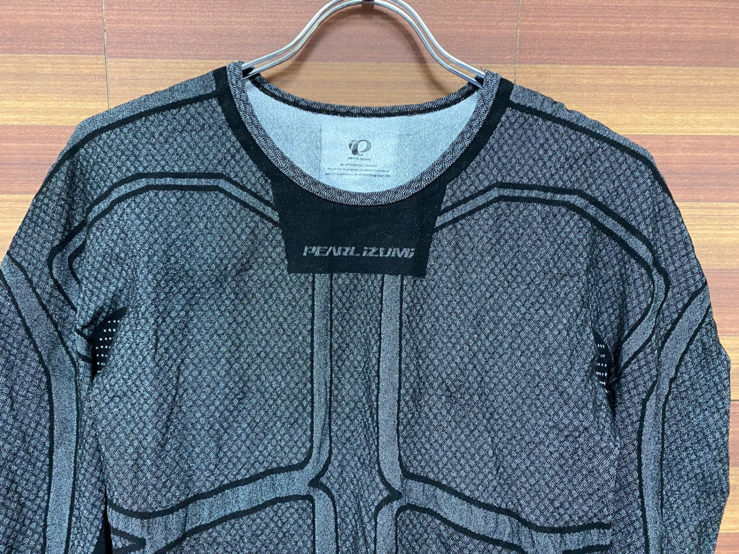 IL371 パールイズミ PEARL iZUMi 長袖 べースレイヤー 黒 サイズ不明 裏起毛