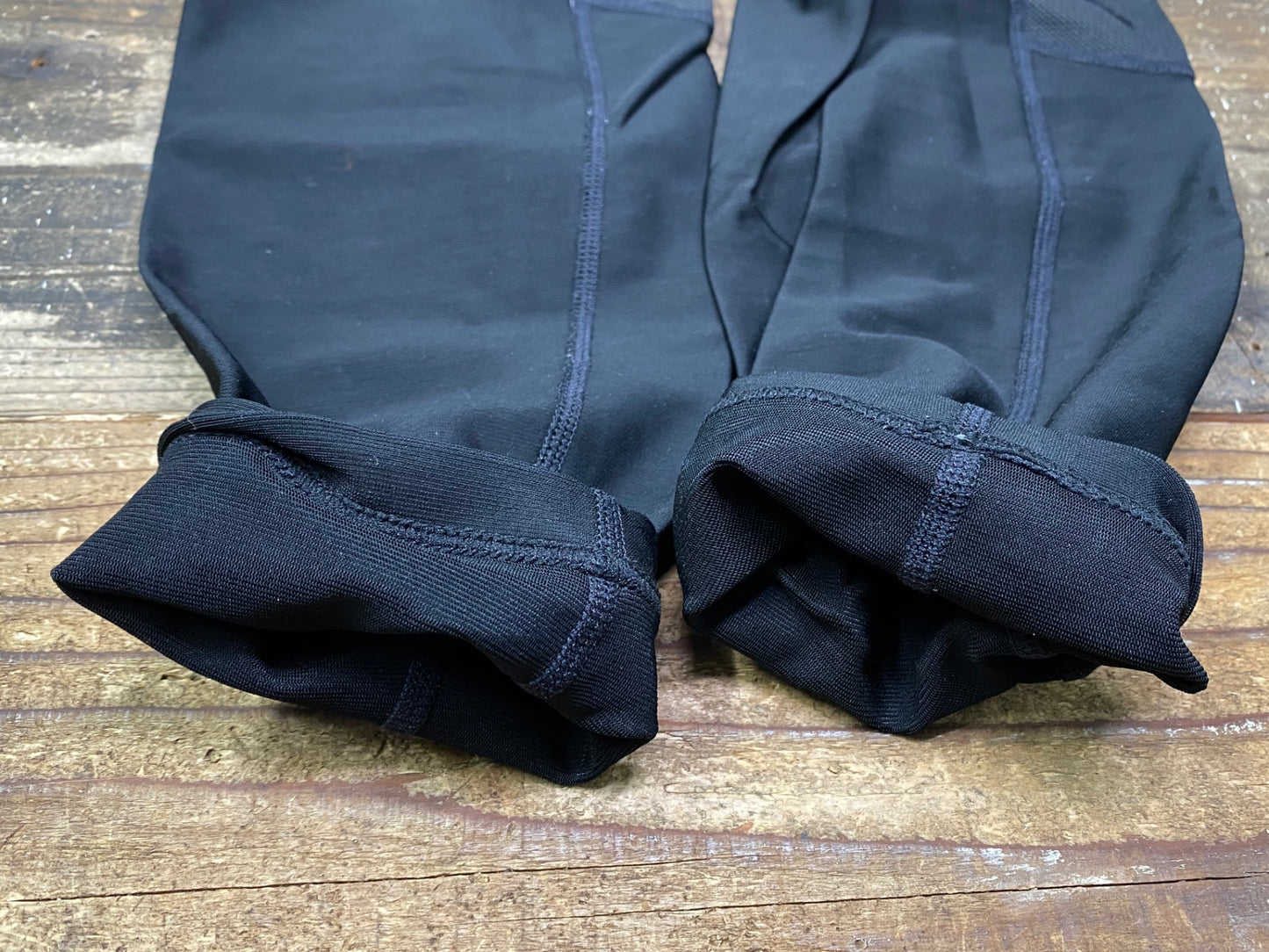 IS903 パールイズミ PEARL iZUMi レッグカバー 黒 L