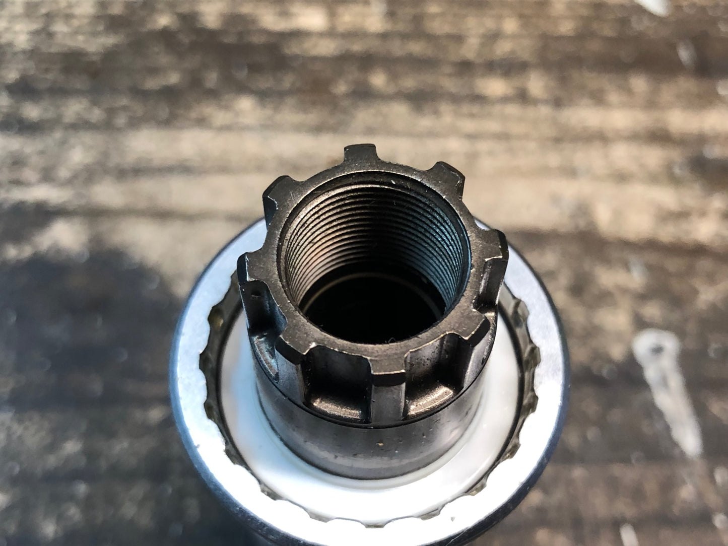 IS195 シマノ SHIMANO BB-ES30 ボトムブラケット オクタリンク