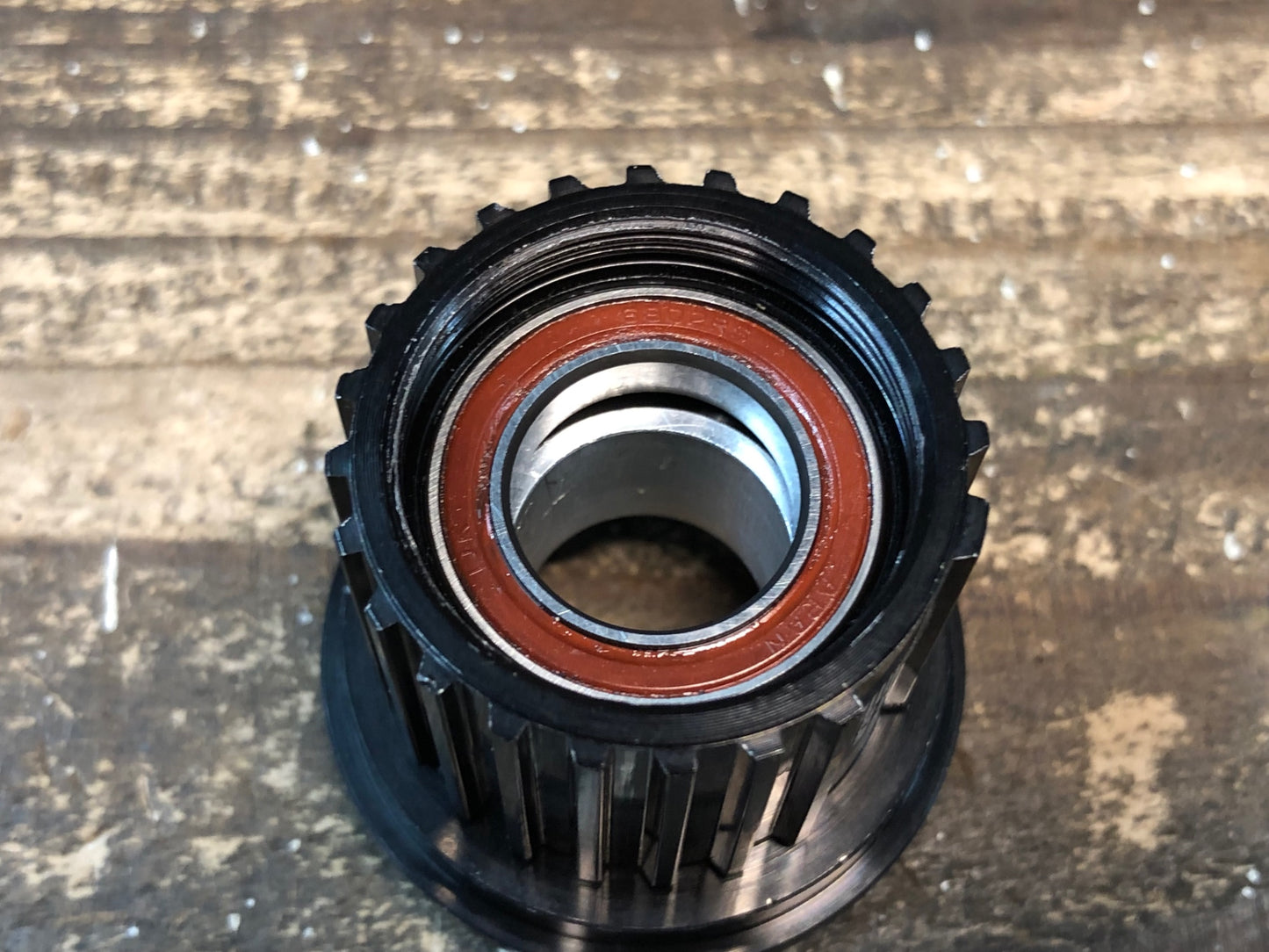 IO293 DT SWISS フリーラチェット シマノ MTB マイクロスプライン用 未使用品