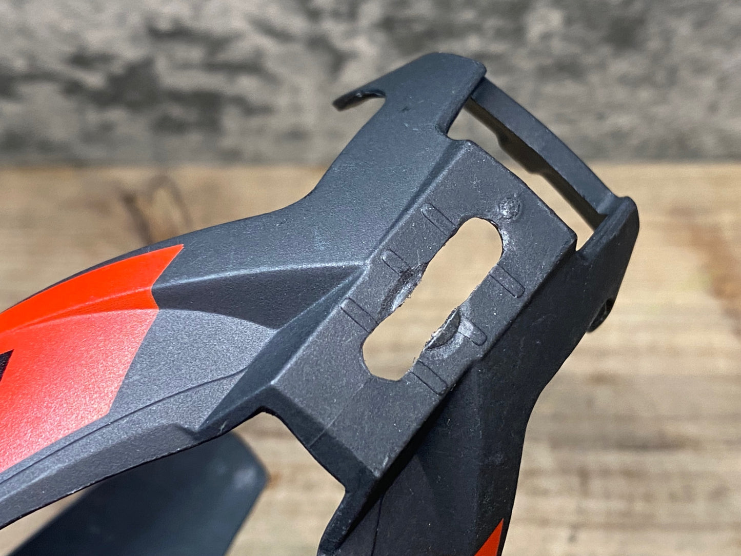 JD159 エリート ELITE VICO CARBON ボトルケージ セット 黒 赤