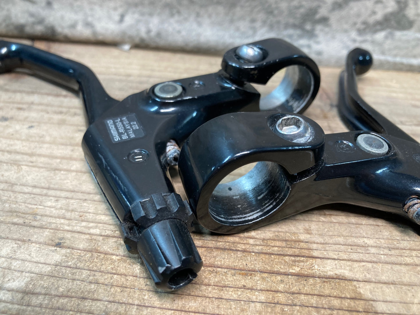 IN728 シマノ SHIMANO BL-R550 ブレーキレバー 左右セット