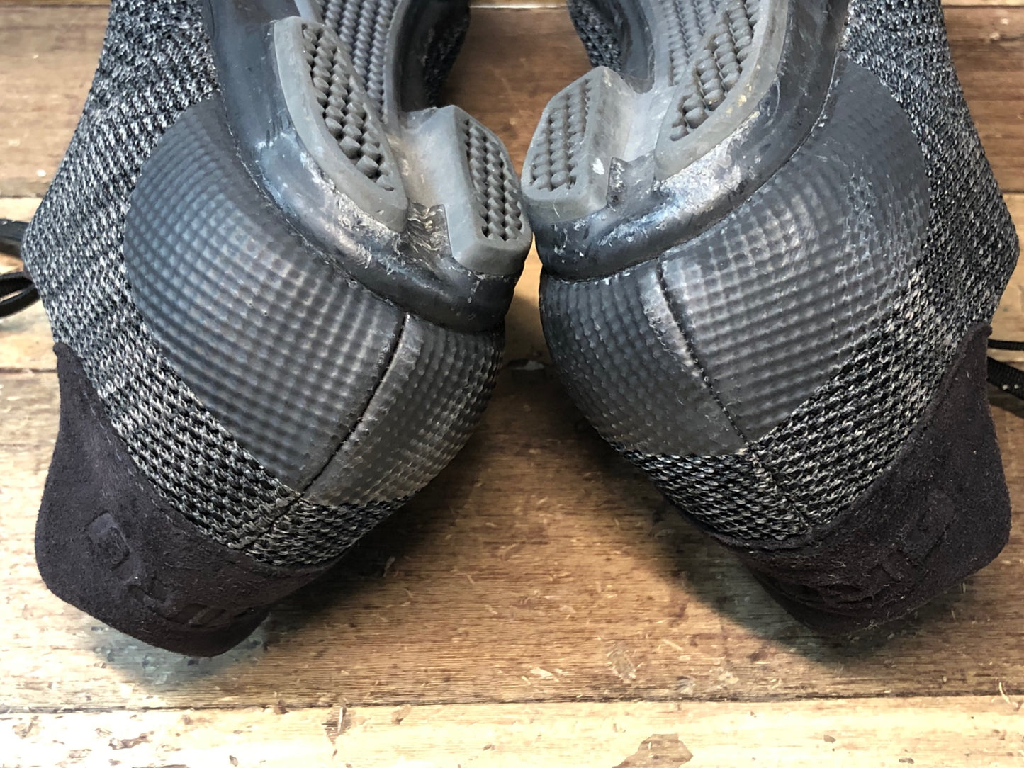 IM400 ジロ GIRO リパブリック REPUBLIC R KNIT ビンディングシューズ SPD 黒 EU40 紐